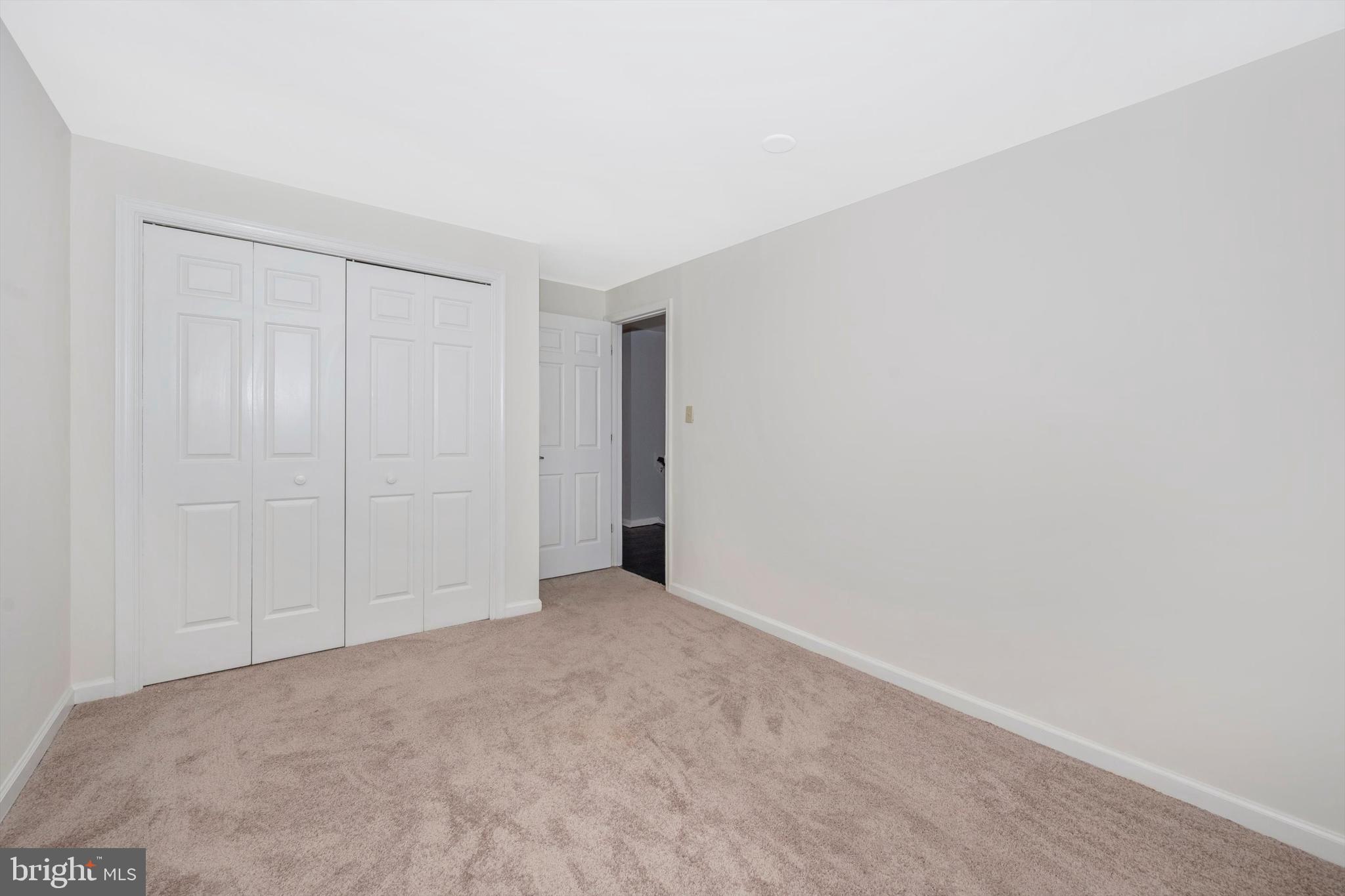 8005 Hollow Reed Court Frederick, MD 21701 - Photo 21 of 43 Large Guest Bedroom