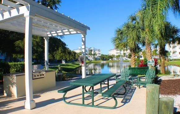 $2,600 | 7610 34th Avenue West, Unit 102, Bradenton, FL 34209