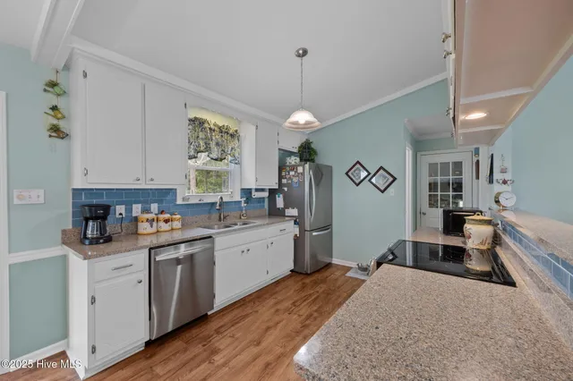 $374,500 | 5302 Bogue Drive, Oriental, NC 28571