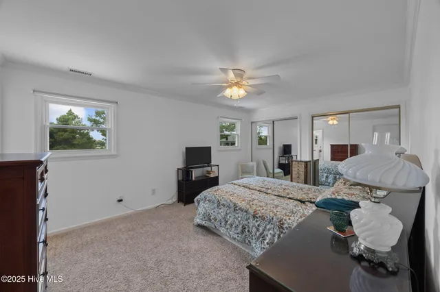 $374,500 | 5302 Bogue Drive, Oriental, NC 28571