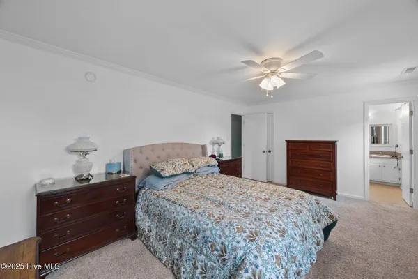 $365,000 | 5302 Bogue Drive, Oriental, NC 28571