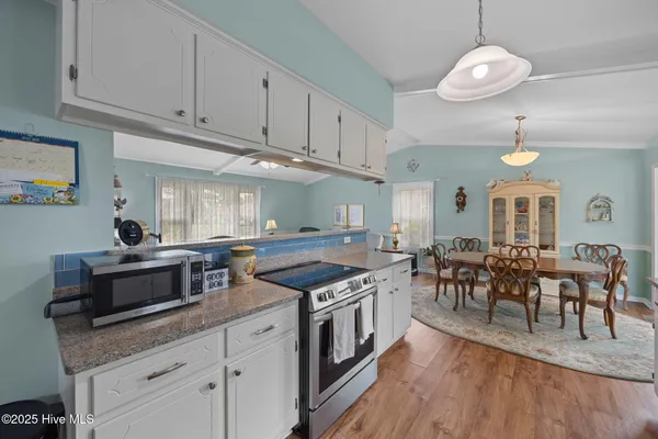 $365,000 | 5302 Bogue Drive, Oriental, NC 28571