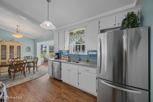 $374,500 | 5302 Bogue Drive, Oriental, NC 28571