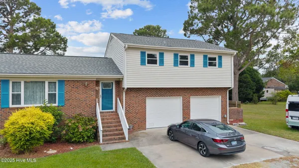 $365,000 | 5302 Bogue Drive, Oriental, NC 28571