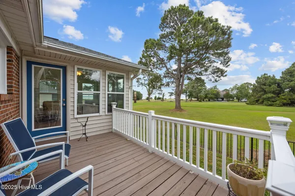 $374,500 | 5302 Bogue Drive, Oriental, NC 28571