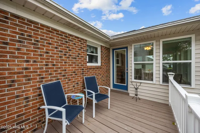 $374,500 | 5302 Bogue Drive, Oriental, NC 28571