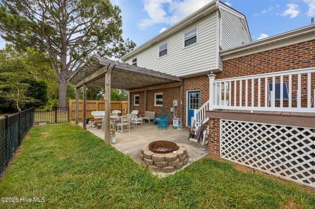 $374,500 | 5302 Bogue Drive, Oriental, NC 28571