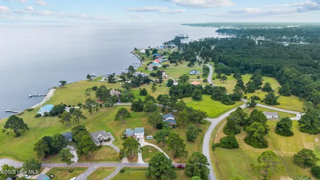 $374,500 | 5302 Bogue Drive, Oriental, NC 28571