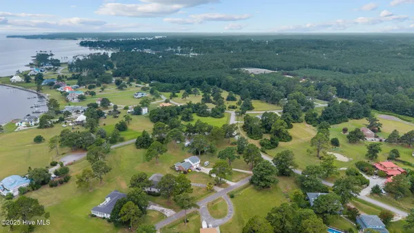 $365,000 | 5302 Bogue Drive, Oriental, NC 28571