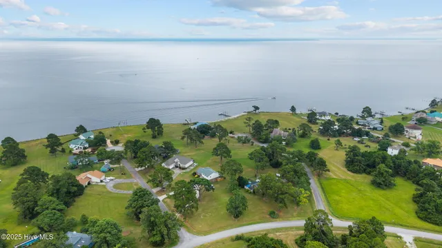 $374,500 | 5302 Bogue Drive, Oriental, NC 28571