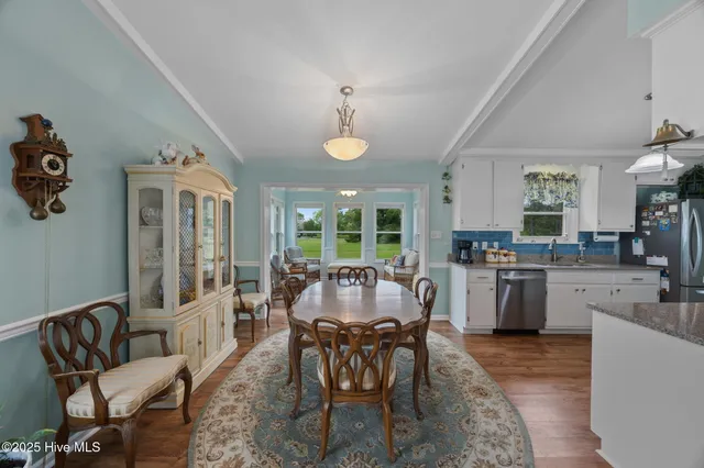 $374,500 | 5302 Bogue Drive, Oriental, NC 28571