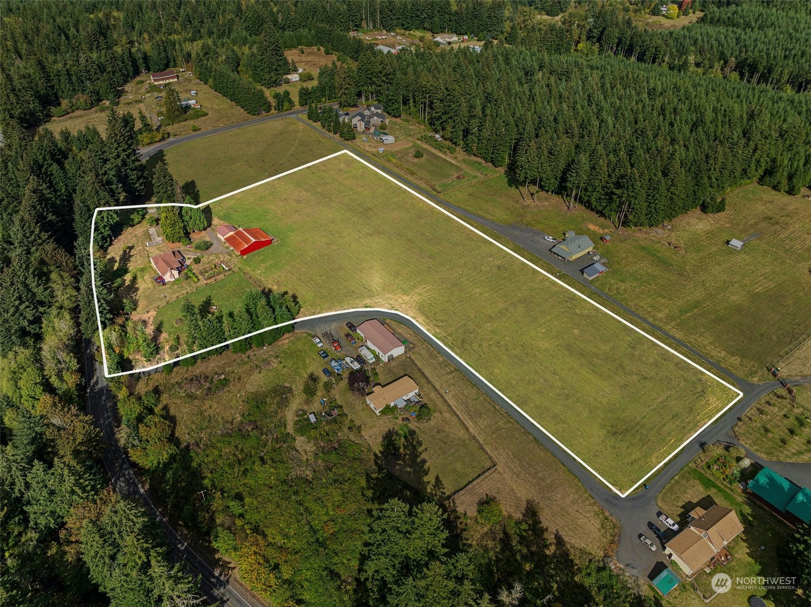158 Hawkins Road Winlock, WA 98596 - Photo 24 of 28 a view of a tennis court