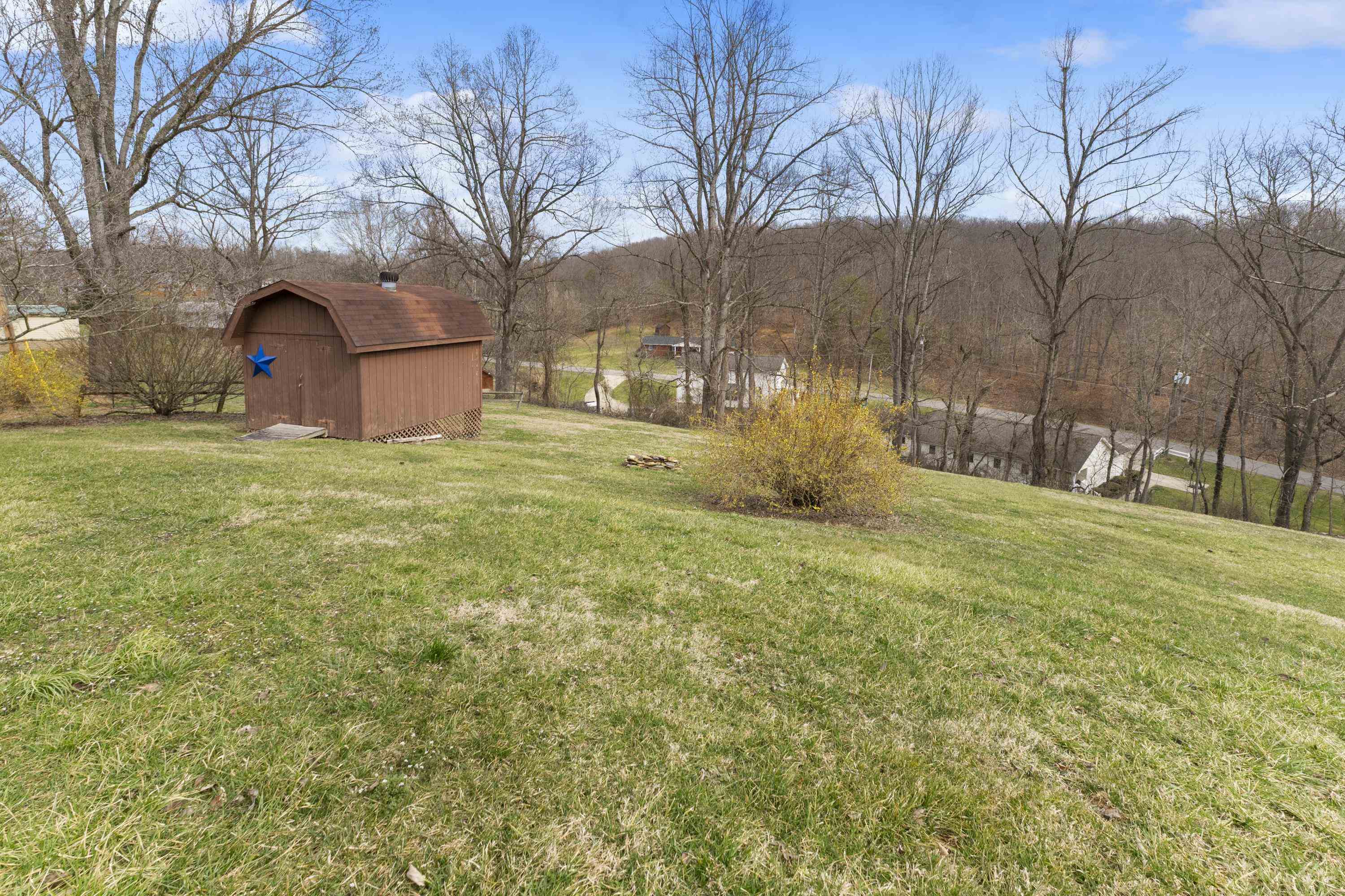 2235 East Thompson Road Ashland, KY 41102 - Photo 41 of 42