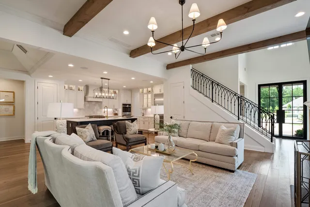 $799,999 | 515 Saunders Creek Circle, Rossville, TN 38066