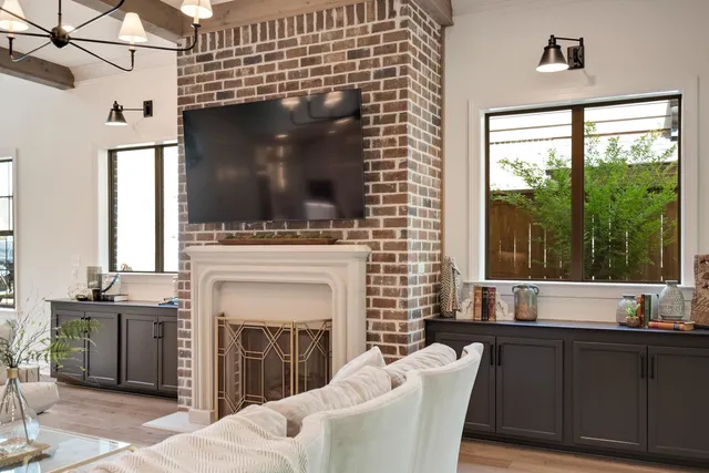 $799,999 | 515 Saunders Creek Circle, Rossville, TN 38066