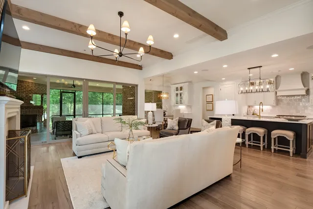 $799,999 | 515 Saunders Creek Circle, Rossville, TN 38066