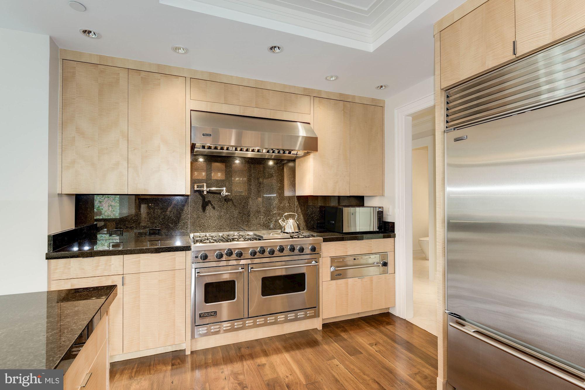 3150 South Street Northwest, Unit PH1D Washington, DC 20007 - Photo 17 of 65