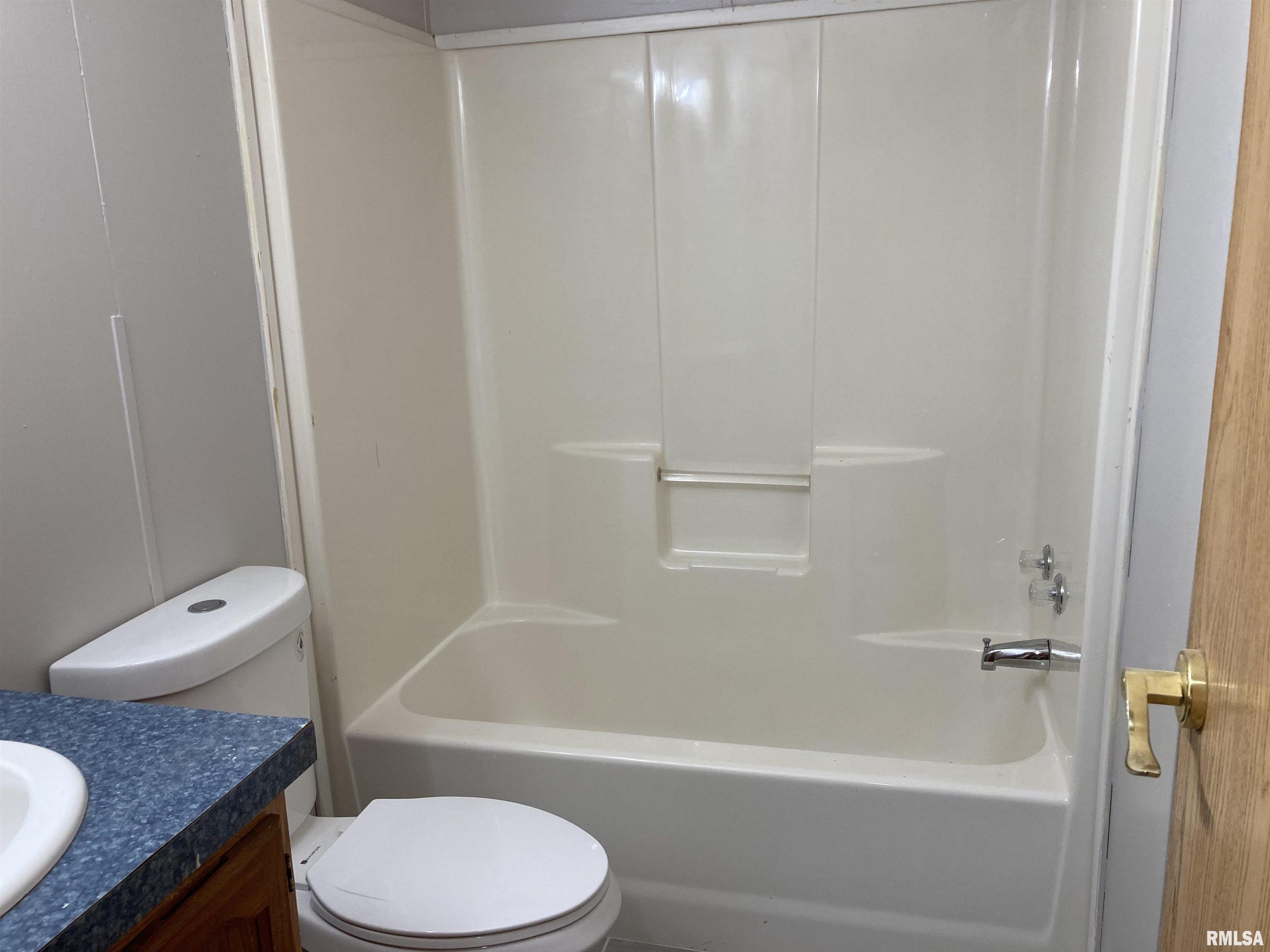 704 Ridge Street Carterville, IL 62918 - Photo 12 of 13 Gallery Image 12