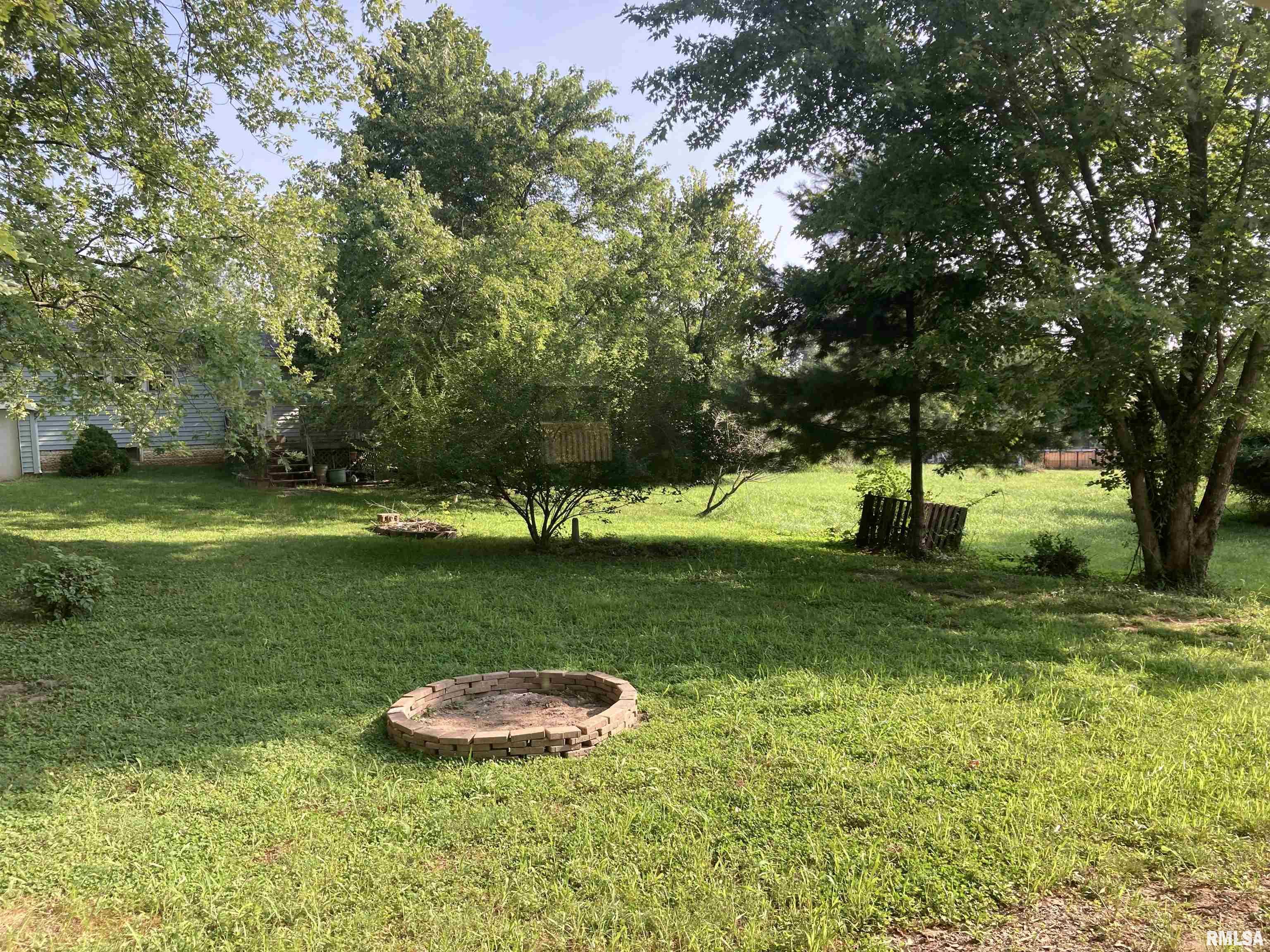 704 Ridge Street Carterville, IL 62918 - Photo 5 of 13 Gallery Image 5