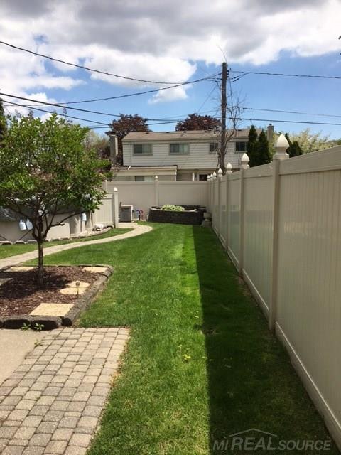 26216 Burg Road Warren, MI 48089 - Photo 55 of 63 Backyard