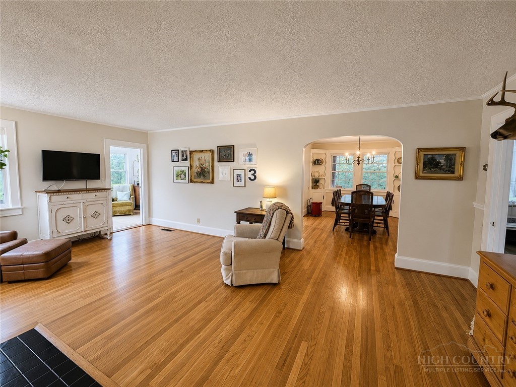 780 Wade Bare Road Jefferson, NC 28640 - Photo 4 of 32
