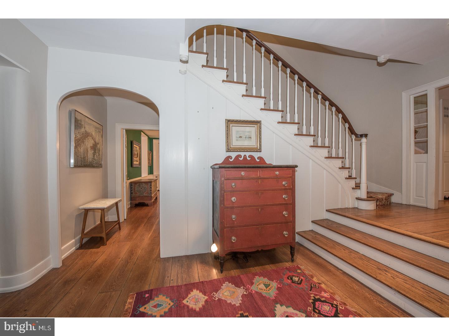 280 North Roberts Road Bryn Mawr, PA 19010 - Photo 4 of 25 Foyer