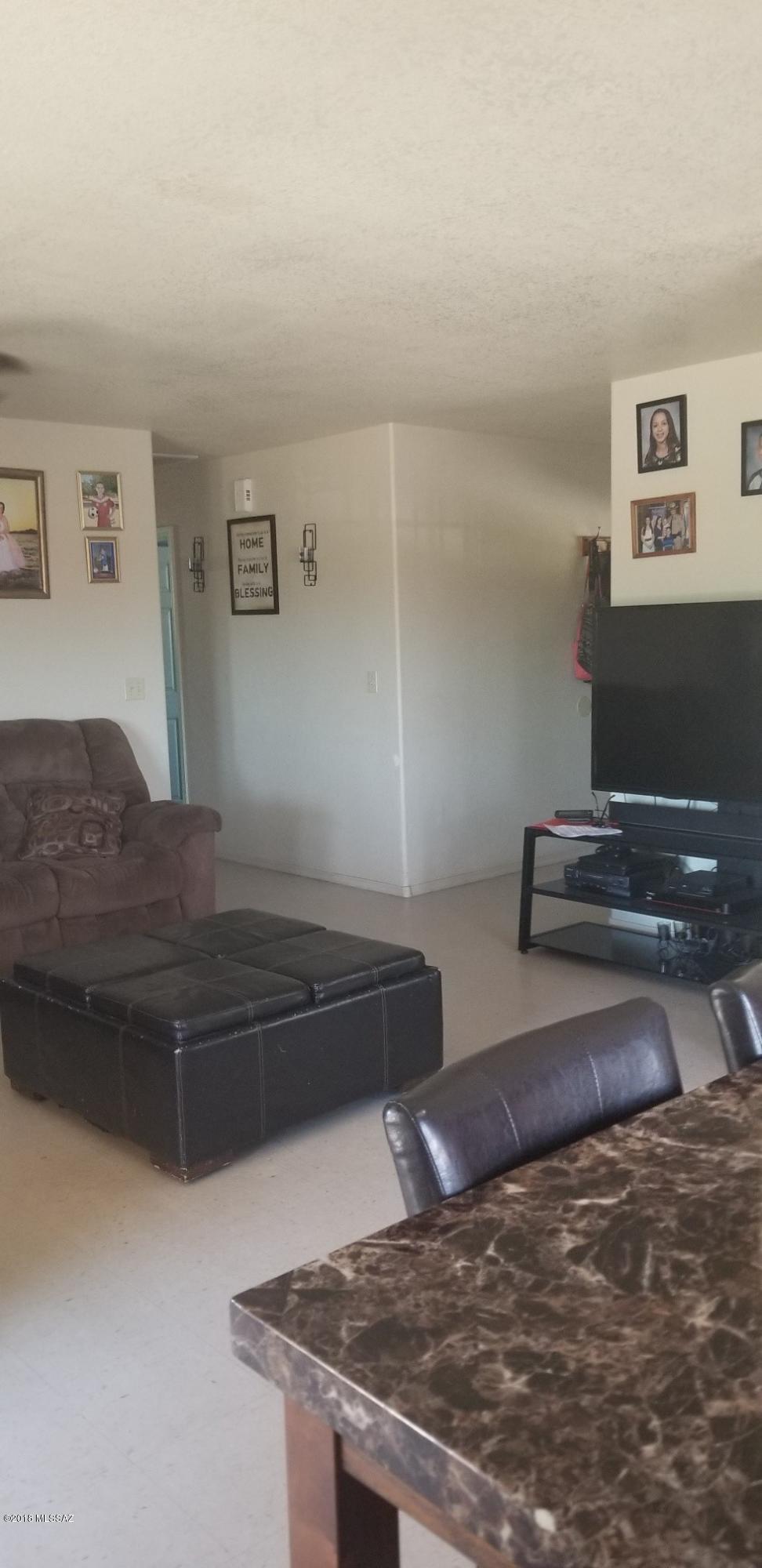 991 Paseo Guebabi Rio Rico, AZ 85648 - Photo 8 of 12