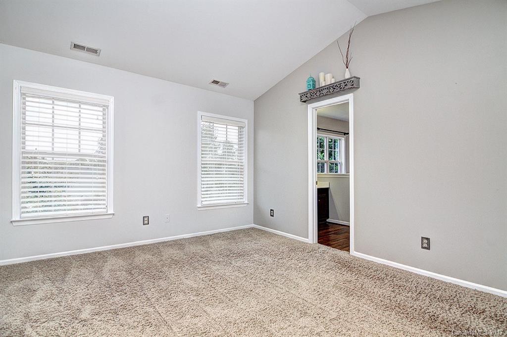 11333 Chapeclane Road, Unit 11 Charlotte, NC 28278 - Photo 16 of 24