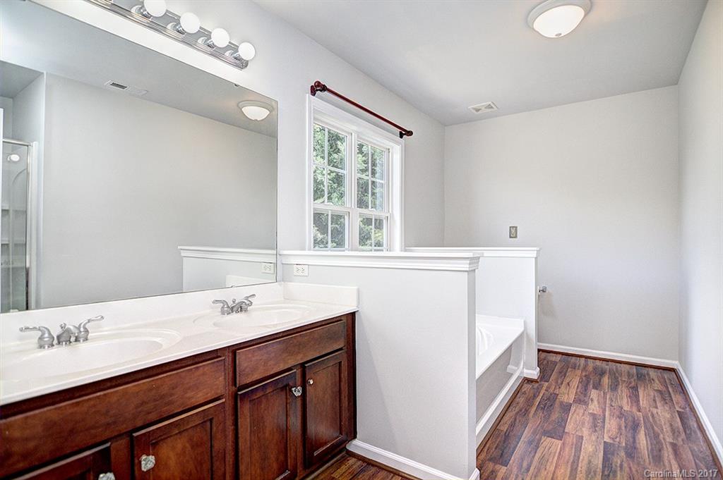 11333 Chapeclane Road, Unit 11 Charlotte, NC 28278 - Photo 17 of 24