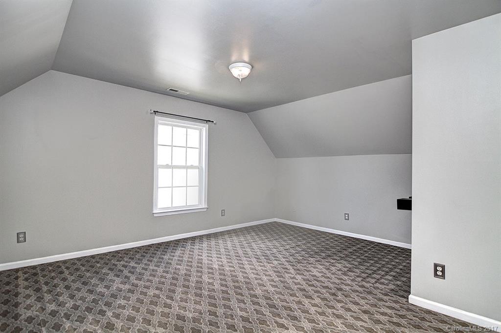 11333 Chapeclane Road, Unit 11 Charlotte, NC 28278 - Photo 19 of 24