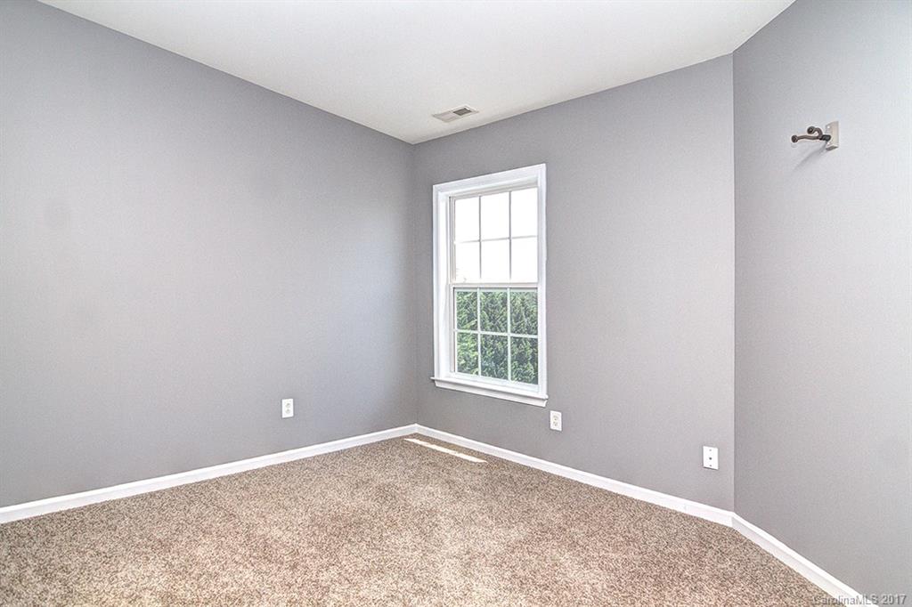 11333 Chapeclane Road, Unit 11 Charlotte, NC 28278 - Photo 22 of 24