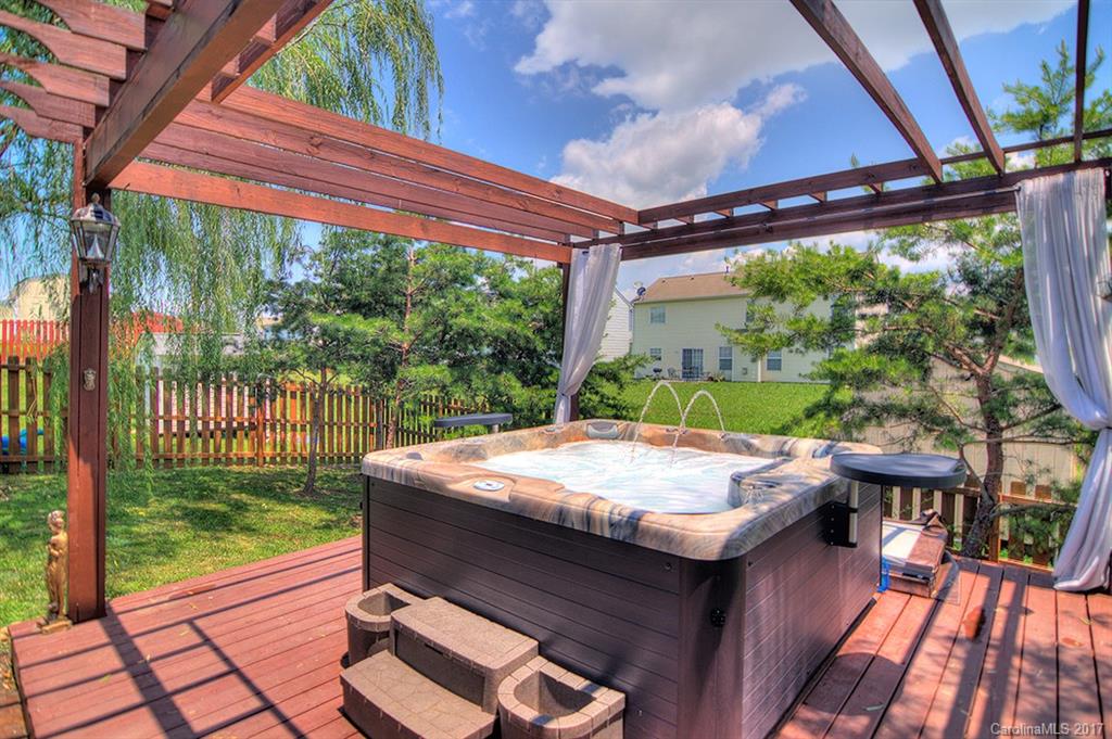 11333 Chapeclane Road, Unit 11 Charlotte, NC 28278 - Photo 7 of 24