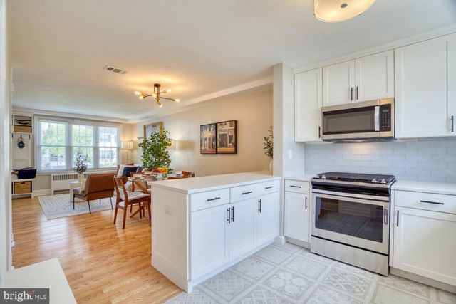 $595,000 | 1606 Woodbine Street, Alexandria, VA 22302