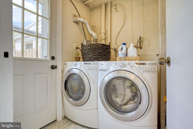 $595,000 | 1606 Woodbine Street, Alexandria, VA 22302