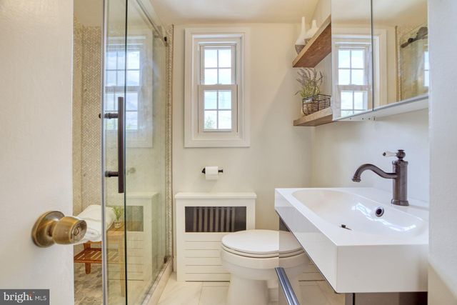 $595,000 | 1606 Woodbine Street, Alexandria, VA 22302