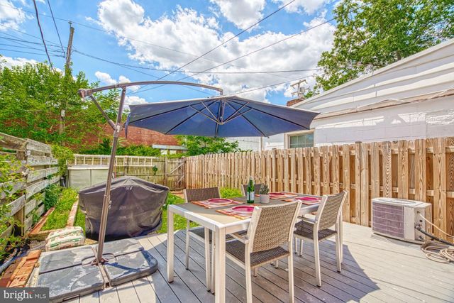 $595,000 | 1606 Woodbine Street, Alexandria, VA 22302