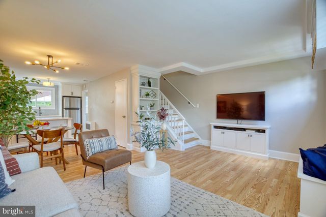 $595,000 | 1606 Woodbine Street, Alexandria, VA 22302