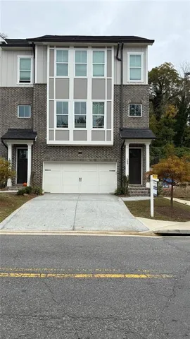 a house that has a lot of windows on it