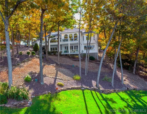 $1,499,000 | 2974 Big Island Drive, Roach, MO 65787