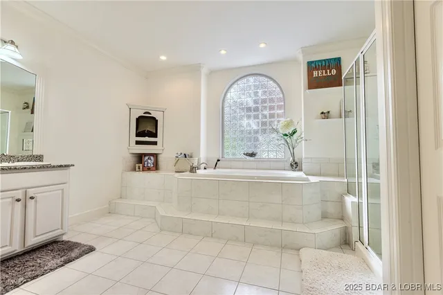 $1,499,000 | 2974 Big Island Drive, Roach, MO 65787