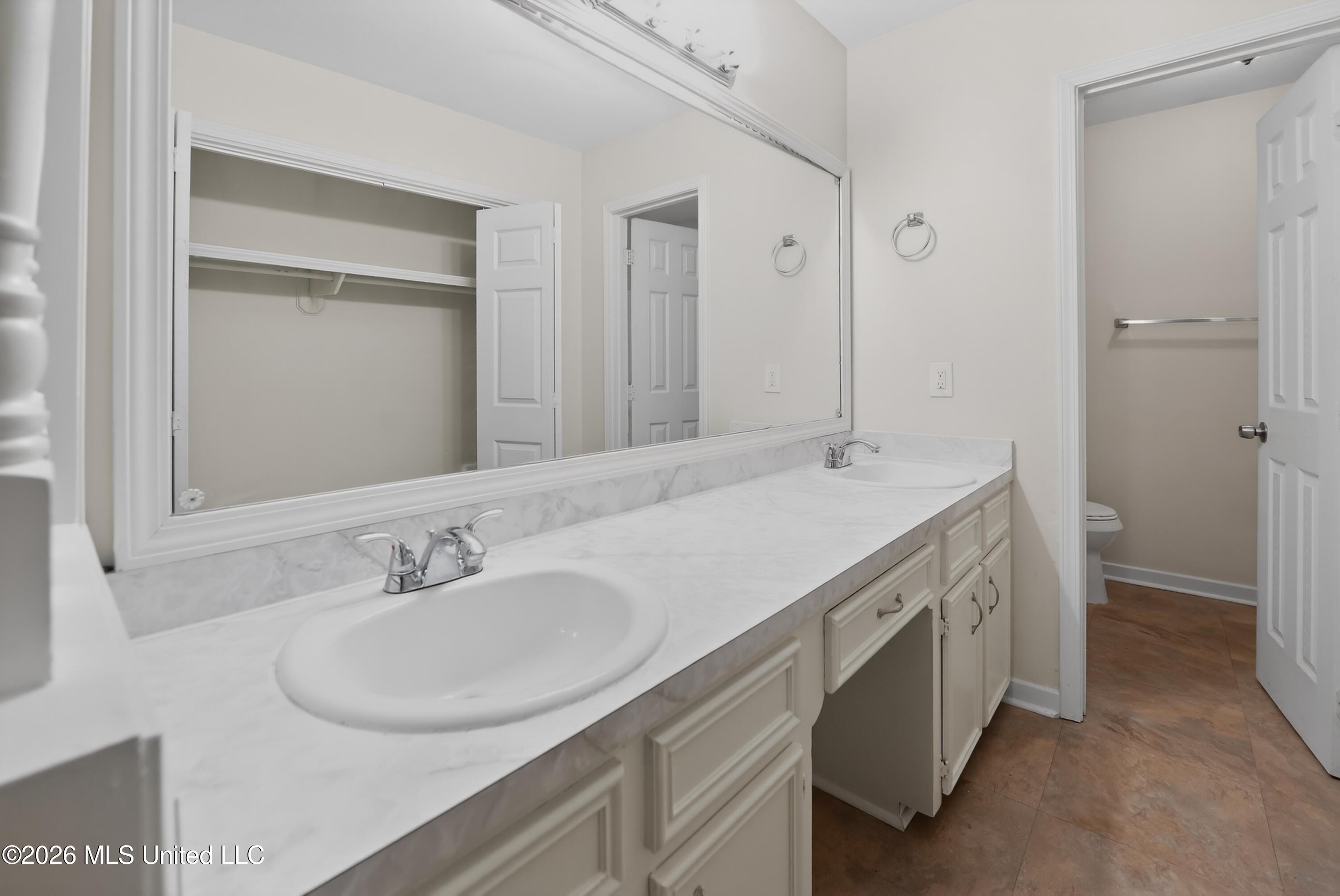 125 Brandy Run Road Brandon, MS 39047 - Photo 5 of 45 45_125_Brandy_Run_Rd_Brandon-Bathroom-66