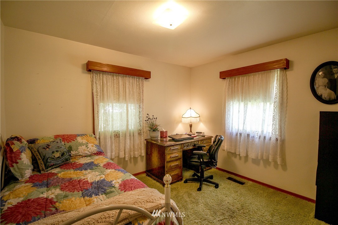 1415 Grant Road East Wenatchee, WA 98802 - Photo 14 of 23 Gallery Image 14