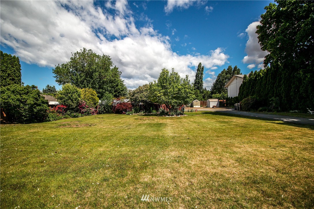 1415 Grant Road East Wenatchee, WA 98802 - Photo 8 of 23 Gallery Image 8