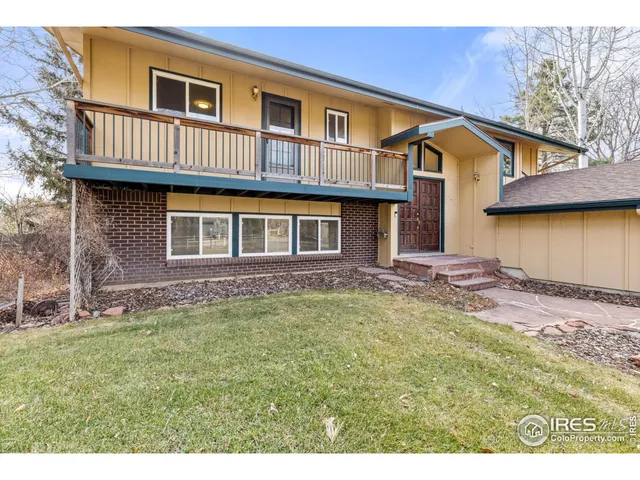 $1,075,000 | 6174 Brigadoon Court, Longmont, CO 80503