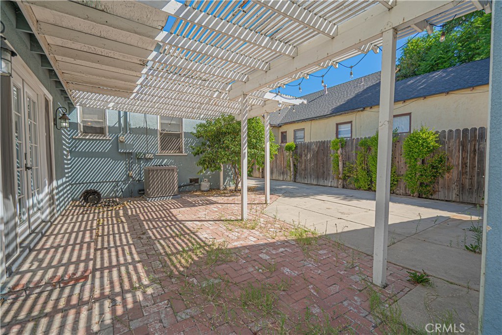 4578 Merrill Avenue Riverside, CA 92506 - Photo 15 of 17 Gallery Image 15