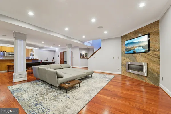 $1,999,900 | 12602 Barto Lane, Reisterstown, MD 21136