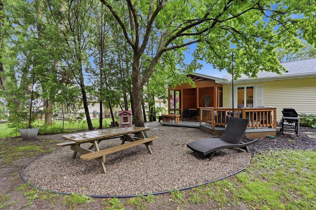 409 Topaz Lane Madison, WI 53714 - Photo 42 of 49