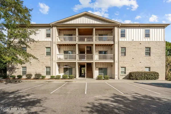 $205,000 | 119 Covil Avenue, Unit 101, Wilmington, NC 28403