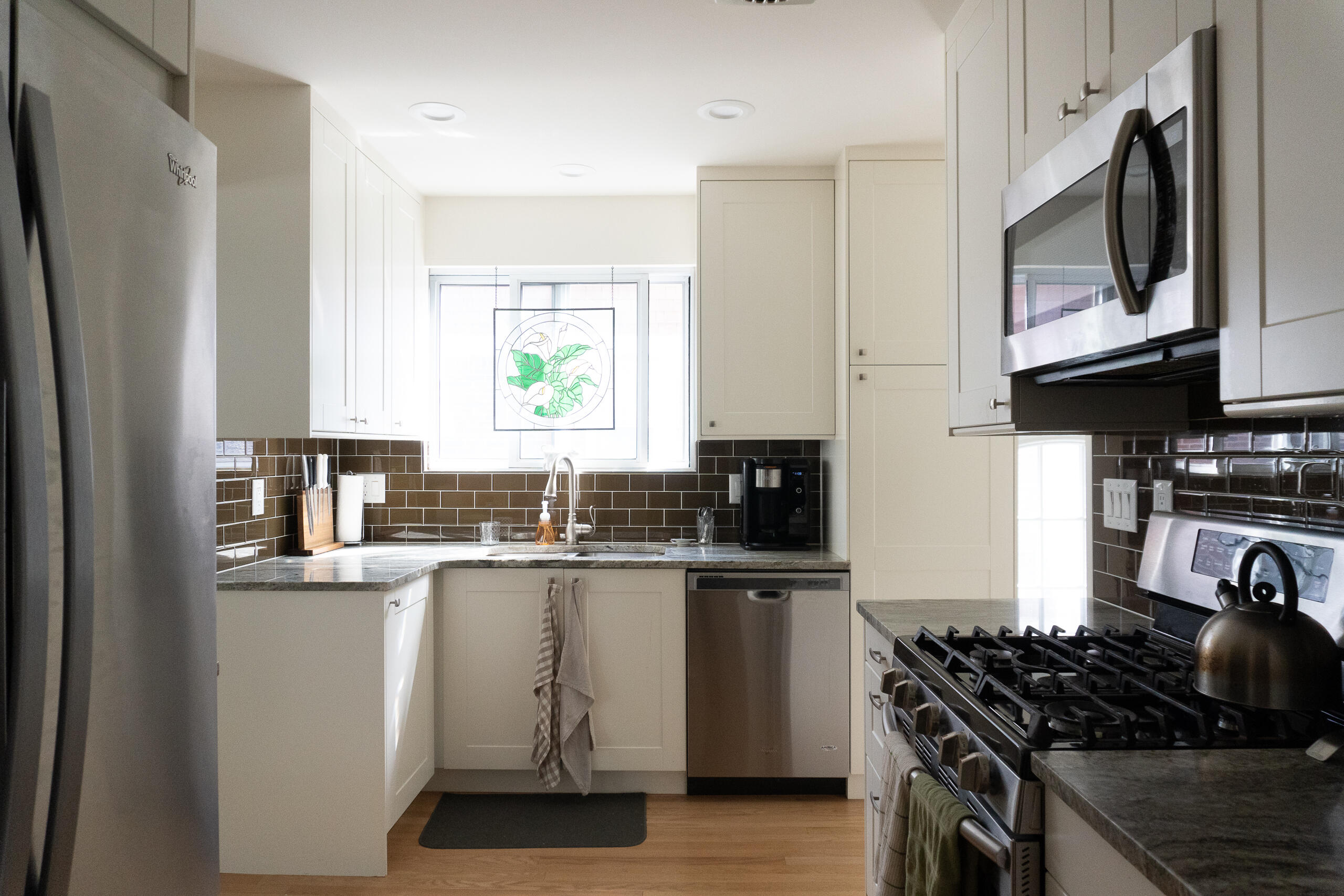 1325 Cambridge Road Berkley, MI 48072 - Photo 7 of 24 kitchen