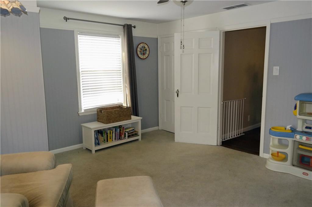 5750 Rolling Ridge Road Indianapolis, IN 46220 - Photo 16 of 24 Gallery Image 16